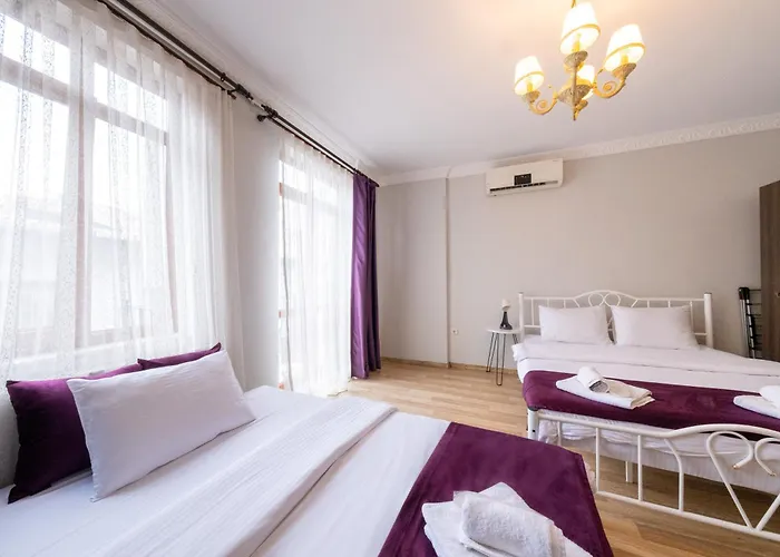 Deluxe Apart By Frame