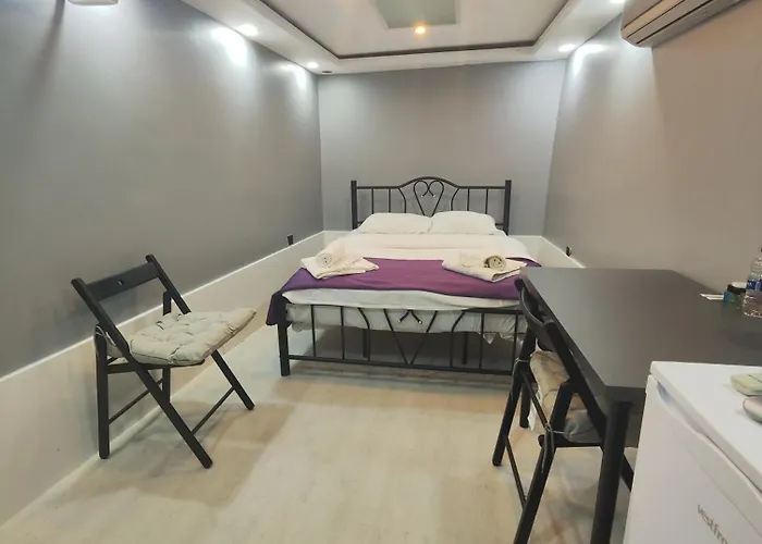 Deluxe Apart By Frame *