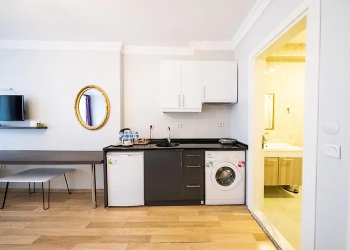 Deluxe Apart By Frame *