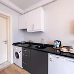 Deluxe Apart By Frame Apartment